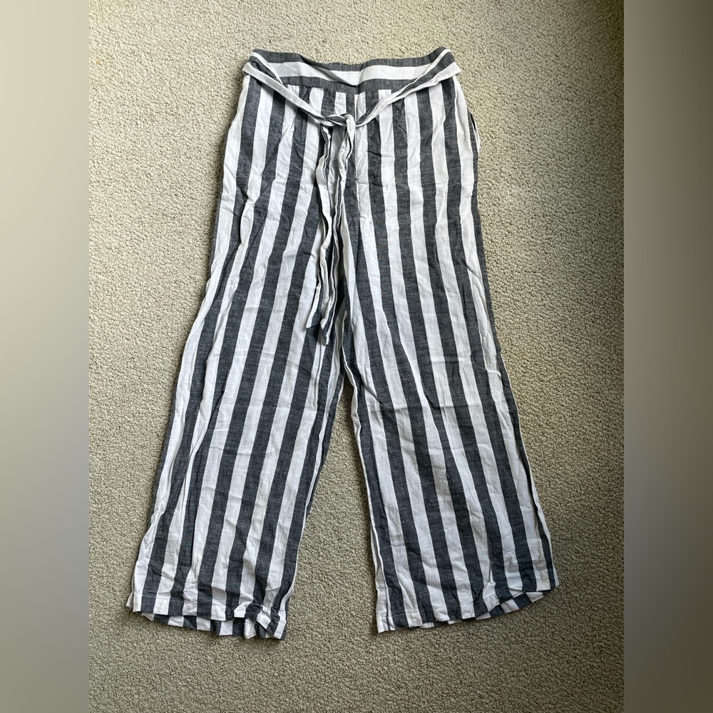 Alterd State dress pants